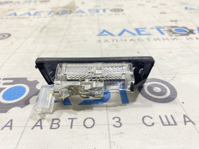 Подсветка номера крышки багажника левая VW Passat b7 12-15 USA LED