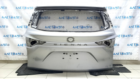 Дверь багажника голая Toyota Sienna 21-26 пластик, серебро 1J9, вмятина, царапина