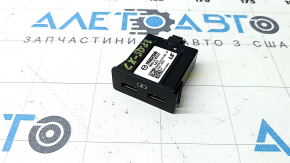 USB Hub Mazda CX-50 23-26