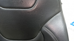 Водительское сидение Jeep Cherokee KL 19-23 с AIRBAG, кожа черная с перфорацией, электро, примято, потерто, под чистку, царапины
