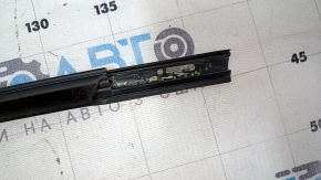 Ornamente geam ușă, centru spate dreapta, Honda Accord 23-24, negru, elemente de fixare cojite, margine ruptă