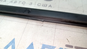 Ornamente geam ușă, centru spate dreapta, Honda Accord 23-24, negru, elemente de fixare cojite, margine ruptă