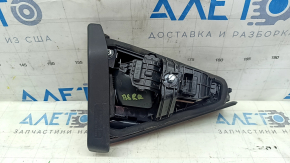 Фонарь внутренний крышка багажника правый VW Passat b8 16-19 USA темный, царапины, в клее