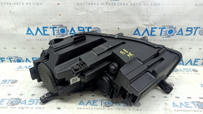 Фара передняя правая VW Passat b8 16-19 USA галоген, под полировку, паутинка
