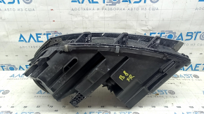 Фара передняя правая VW Passat b8 16-19 USA галоген, под полировку, паутинка