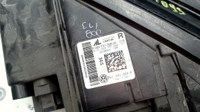Фара передняя правая VW Passat b8 16-19 USA галоген, под полировку, паутинка