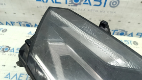 Фара передняя правая VW Passat b8 16-19 USA галоген, под полировку, паутинка