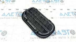 Щиток вентиляции правый VW Passat b8 16-19 USA