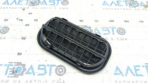 Щиток вентиляции левый VW Passat b8 16-19 USA