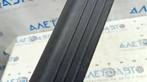 Ornamente prag ușă stânga față Mazda CX-50 23-25 negre, zgârieturi, suport rupt