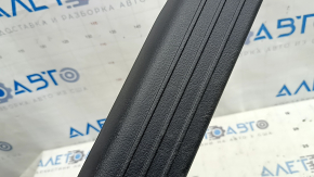 Ornamente prag ușă stânga față Mazda CX-50 23-25 negre, zgârieturi, suport rupt