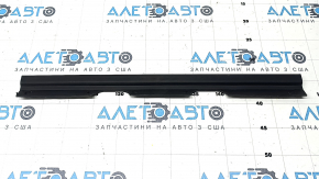 Уплотнитель двери багажника верхний Mazda CX-50 23-26