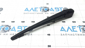 Поводок дворника задний Mazda CX-50 23-26 с заглушкой