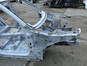 Четверть передняя правая BMW X5 G05 19-26 на кузове, белая