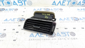 Дефлектор воздуховода передней панели водительский VW Passat b8 16-19 USA черный, царапины