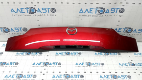 Ornamente portbagaj Mazda CX-50 23-25 cu emblemă și bandă luminoasă pentru plăcuța de înmatriculare, zgârieturi