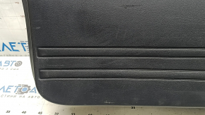 Обшивка двери багажника нижняя Mazda CX-50 23-26 черная, царапины, потерта