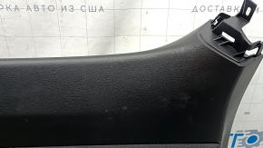 Обшивка двери багажника нижняя Mazda CX-50 23-26 черная, царапины, потерта