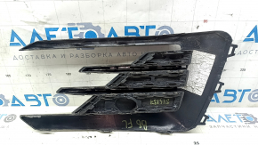 Решетка переднего бампера боковая левая VW Passat b8 16-19 USA R-Line, песок, потертости