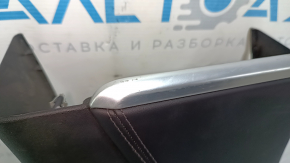 Накладка центральной стойки нижняя левая Tesla Model S 12-20 черн, сломано крепление, царапины, тычки