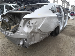 Четверть крыло задняя правая Toyota Avalon 13-18 серебро, на кузове, замята арка