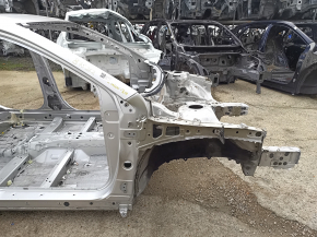 Четверть передняя правая Toyota Avalon 13-18 серебро, на кузове