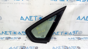 Geam spate dreapta, geam fix, VW Passat b8 16-19 SUA, negru mat, zgârieturi