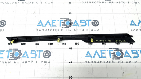 Накладка центральной консоли боковая верхняя правая Mazda CX-50 23-26 черная, царапина