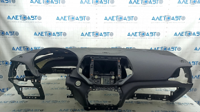 Торпедо передняя панель с AIRBAG Jeep Cherokee KL 14-23 черная, царапины