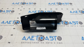 Воздухоприемник задняя часть VW Passat b7 12-15 USA 3.6