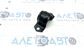 Скоба крепления переднего стабилизатора левая Mazda CX-50 23-26