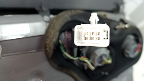 Фонарь правый Toyota Prius 30 13-15 рест, царапины