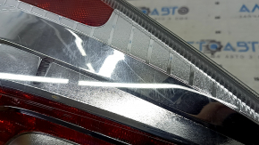 Фонарь правый Toyota Prius 30 13-15 рест, царапины