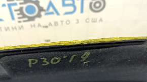 Изоляция капота Toyota Prius 30 10-15 надрывы