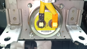 Торпедо передняя панель с AIRBAG Lexus ES300h ES350 13-18 черная с бежевыми накладками, надломаны крепления, под чистку