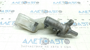 Главный тормозной цилиндр с бачком Mazda CX-50 23-26 с крышкой