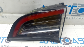Фонарь внутренний крышка багажника правый Tesla Model 3 18- тип 2 царапины