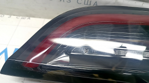 Фонарь внутренний крышка багажника правый Tesla Model 3 18- тип 2 царапины