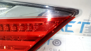 Фонарь внутренний крышка багажника левый Lexus ES300h ES350 13-15 дорест, царапины