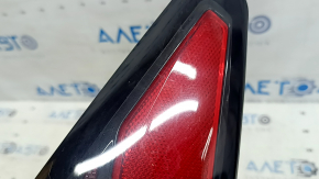 Фонарь внешний крыло правый Hyundai Ioniq 20-22 LED с накладкой, потерт