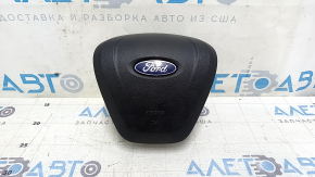 Airbag volan negru și zgâriat, pentru partea șoferului, la un Ford Edge 19-24.