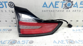 Фонарь внутренний крышка багажника левый Ford Edge 19-22 рест Titanium, ST, царапины
