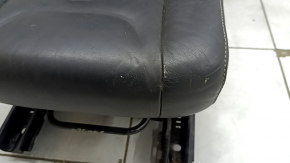 Banchetă spate centrală Volvo XC90 16-23, din piele neagră, pentru 3 rânduri, cu centură de siguranță, necesită curățare, îndoită, cu zăvor rupt