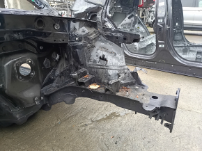 Четверть передняя левая VW Passat b8 16-19 USA на кузове, черная