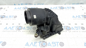Воздуховод на компрессор Volvo XC90 16-22 T6 второй