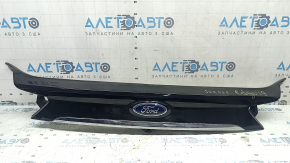 Накладка двери багажника Ford Edge 19-24 с хром молдингом и эмблемой, царапины