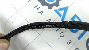 Цепь форсунок стеклоомывателя BMW X1 F48 20-22 с подогревом, 3 форсунки, сломаны крепления