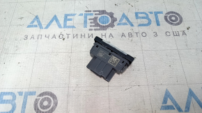 Кнопка парковочного ассистента Ford Edge 19-24 с хром