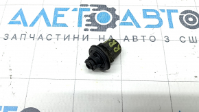 Отбойник двери багажника правый BMW X1 F48 20-22