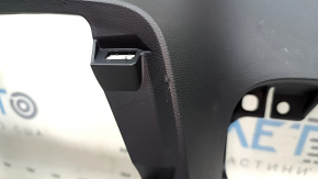 Накладка передней панели центральная нижняя Volvo XC40 19-26 черная, царапины
